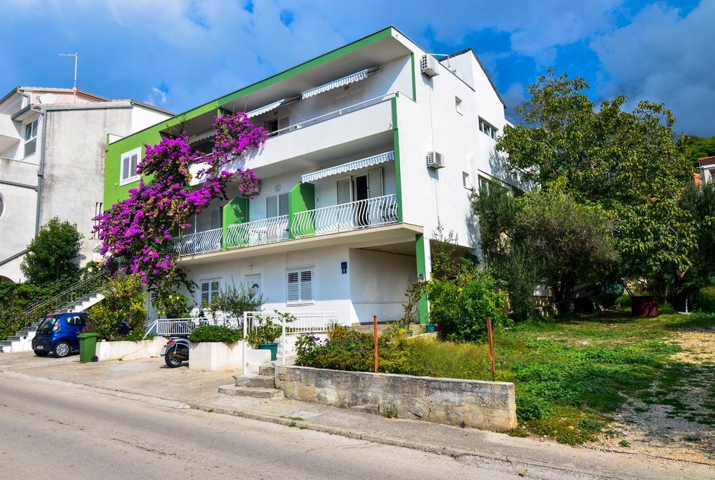 Apartments Sonja Tučepi Exterior foto